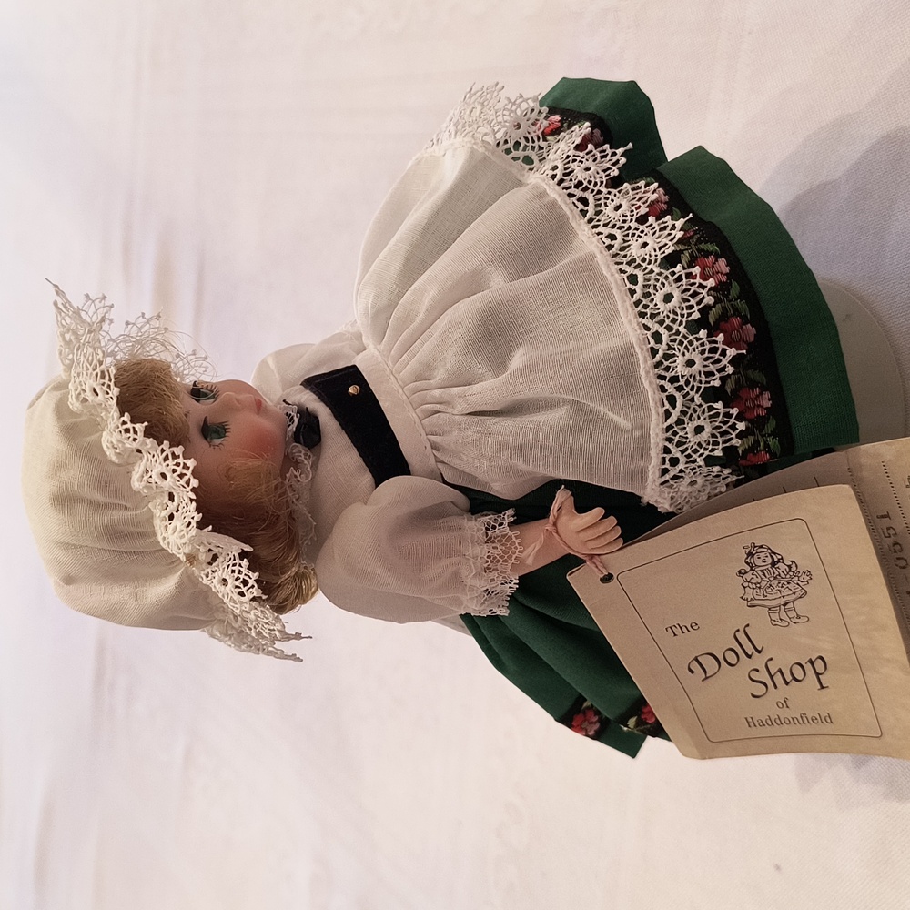 Madame Alexander Ireland Doll - Picture 12 of 16